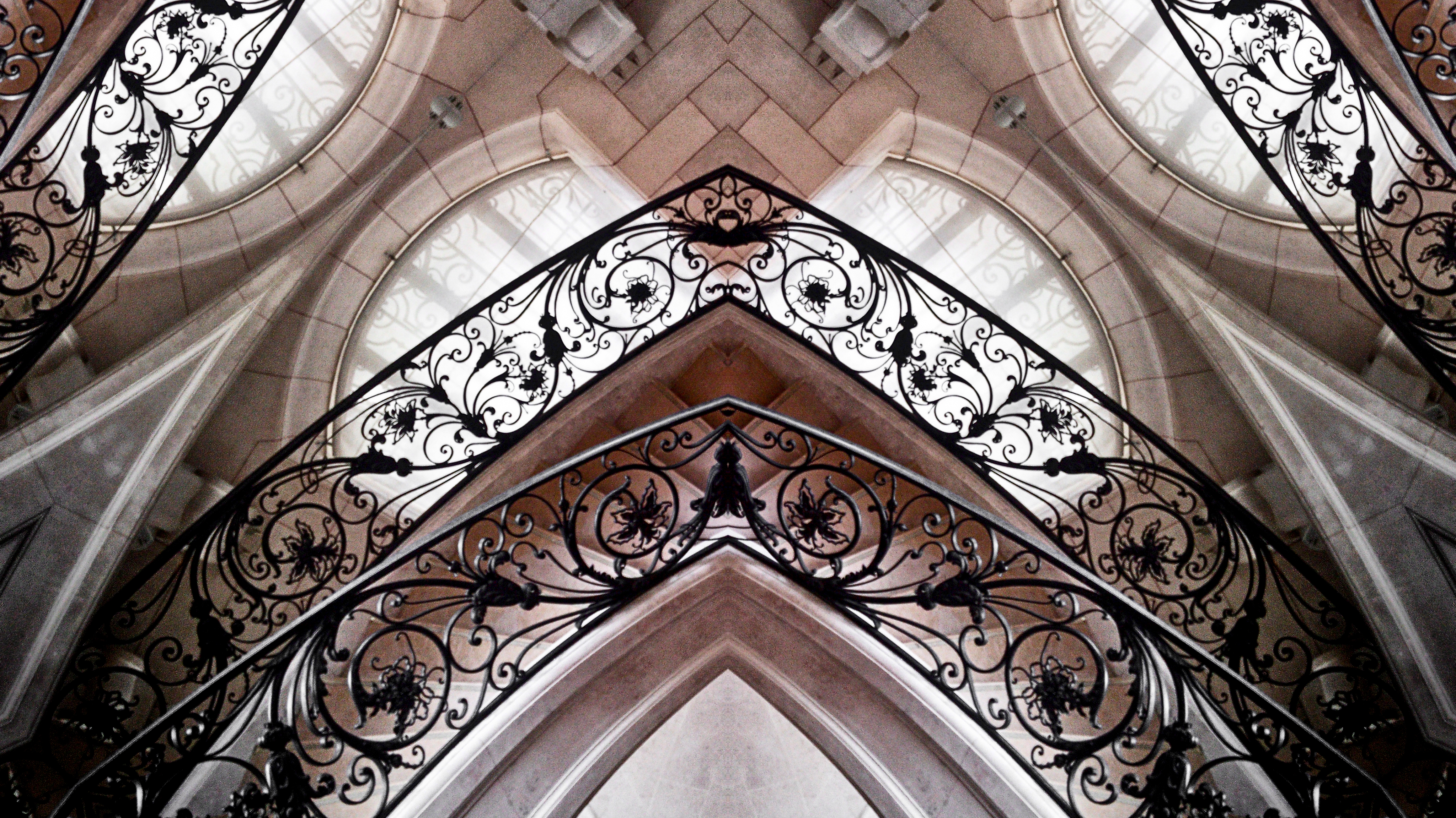 Escalera, Petit Palais