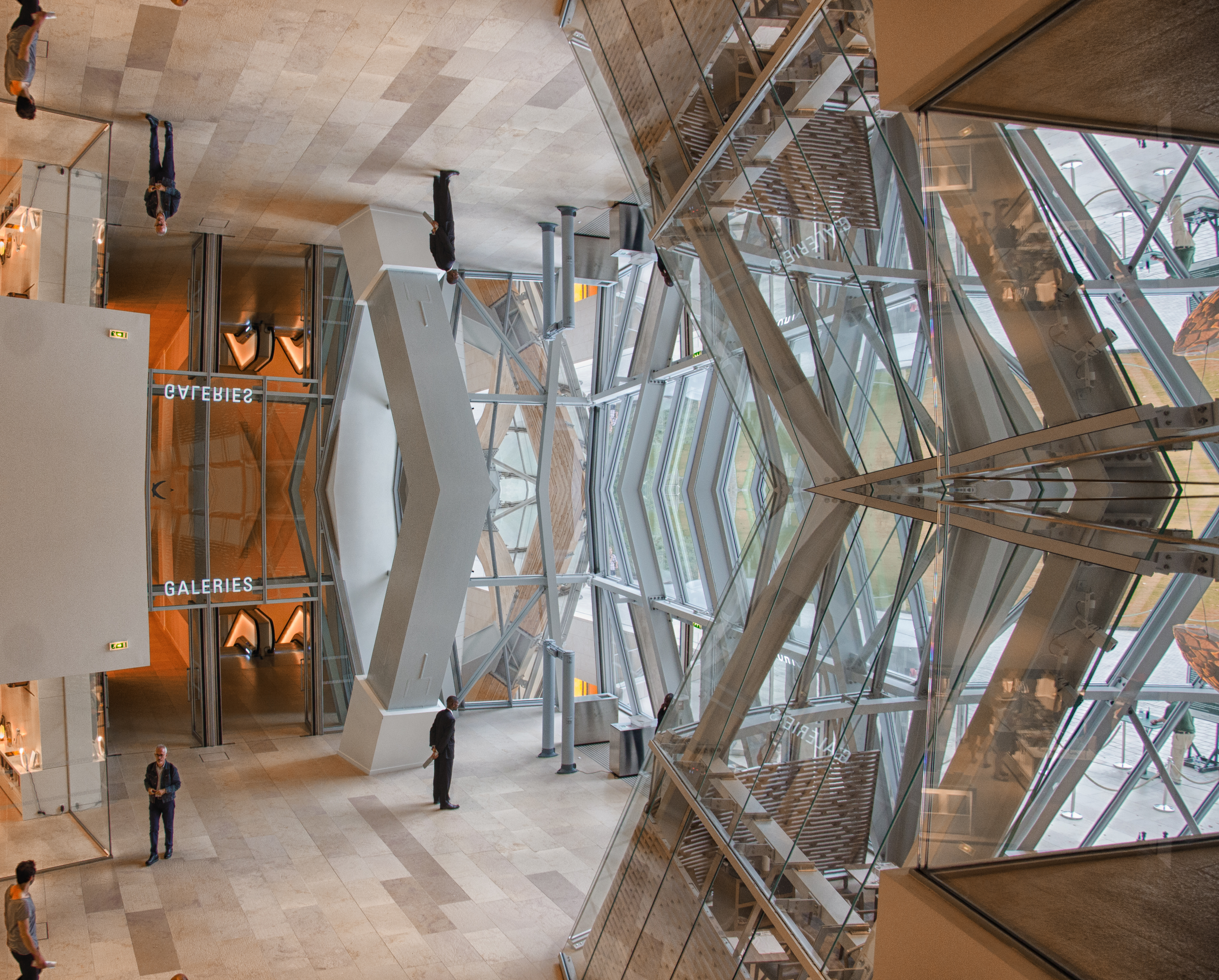 Vestíbulo de la FLV