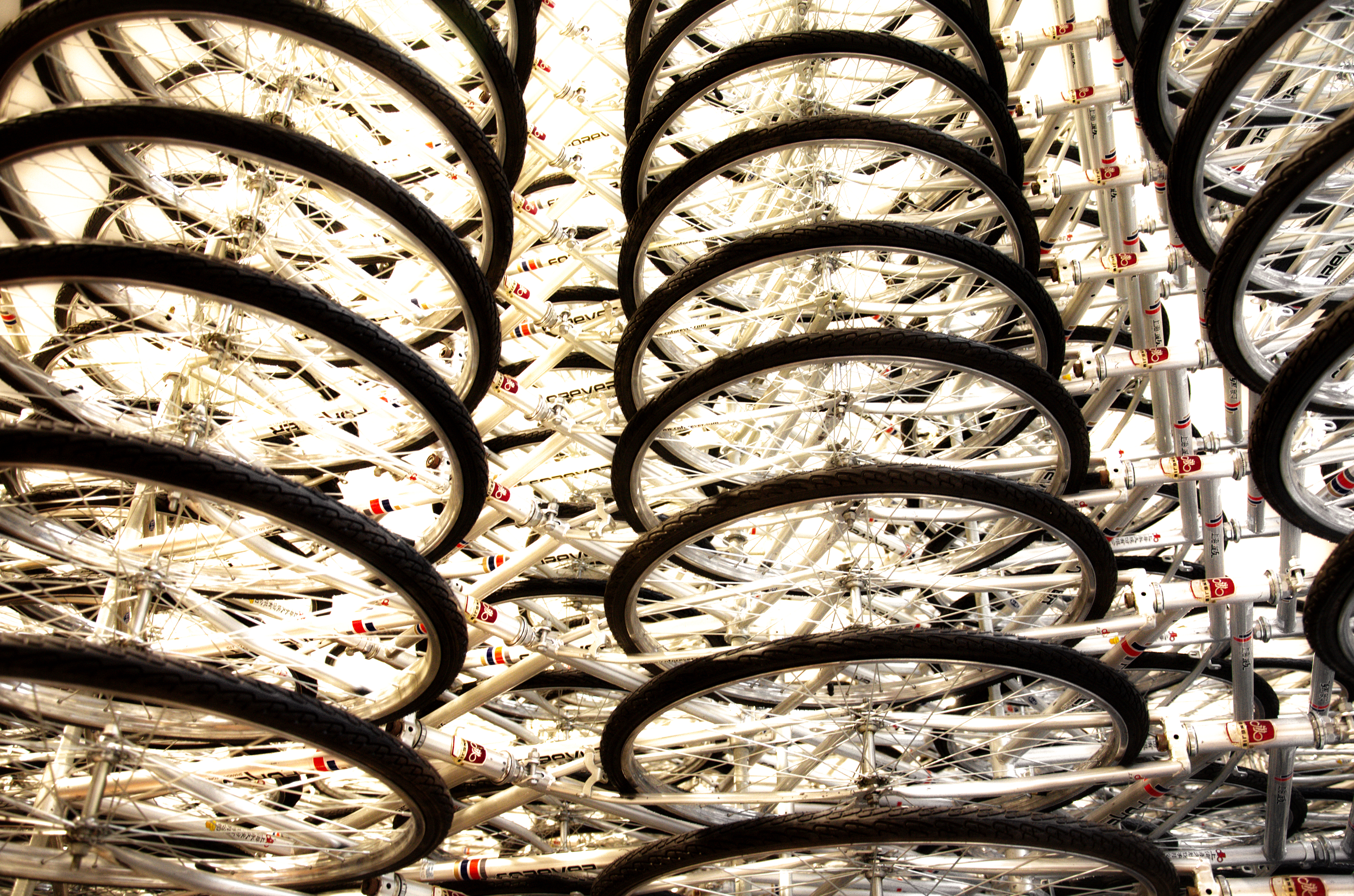Instalación con bicicletas (símbolo de libertad), Exposición Libero, Florencia. © Arturo Guillaumin / 2016.