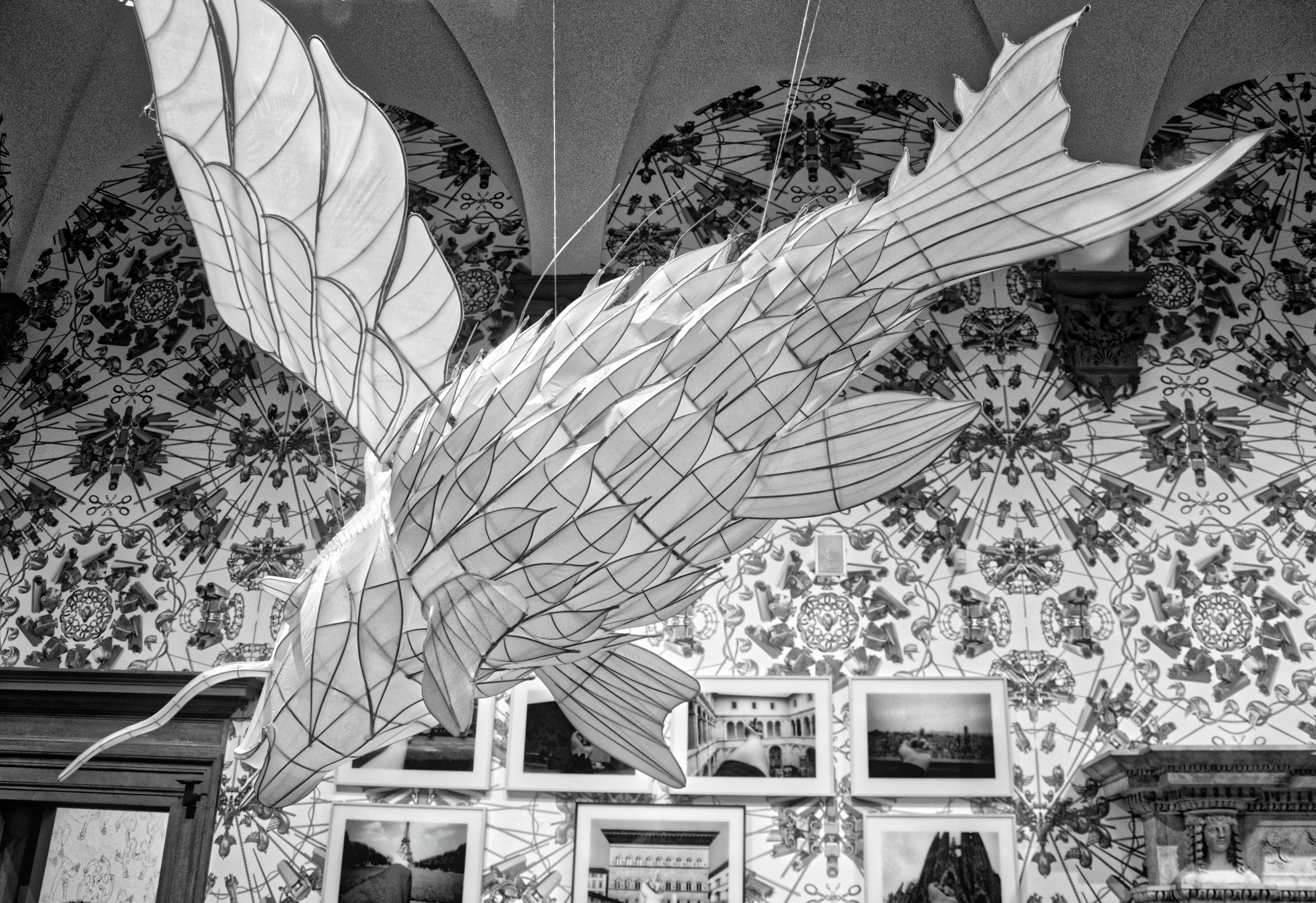 Ave de papel. Exposición Libero.