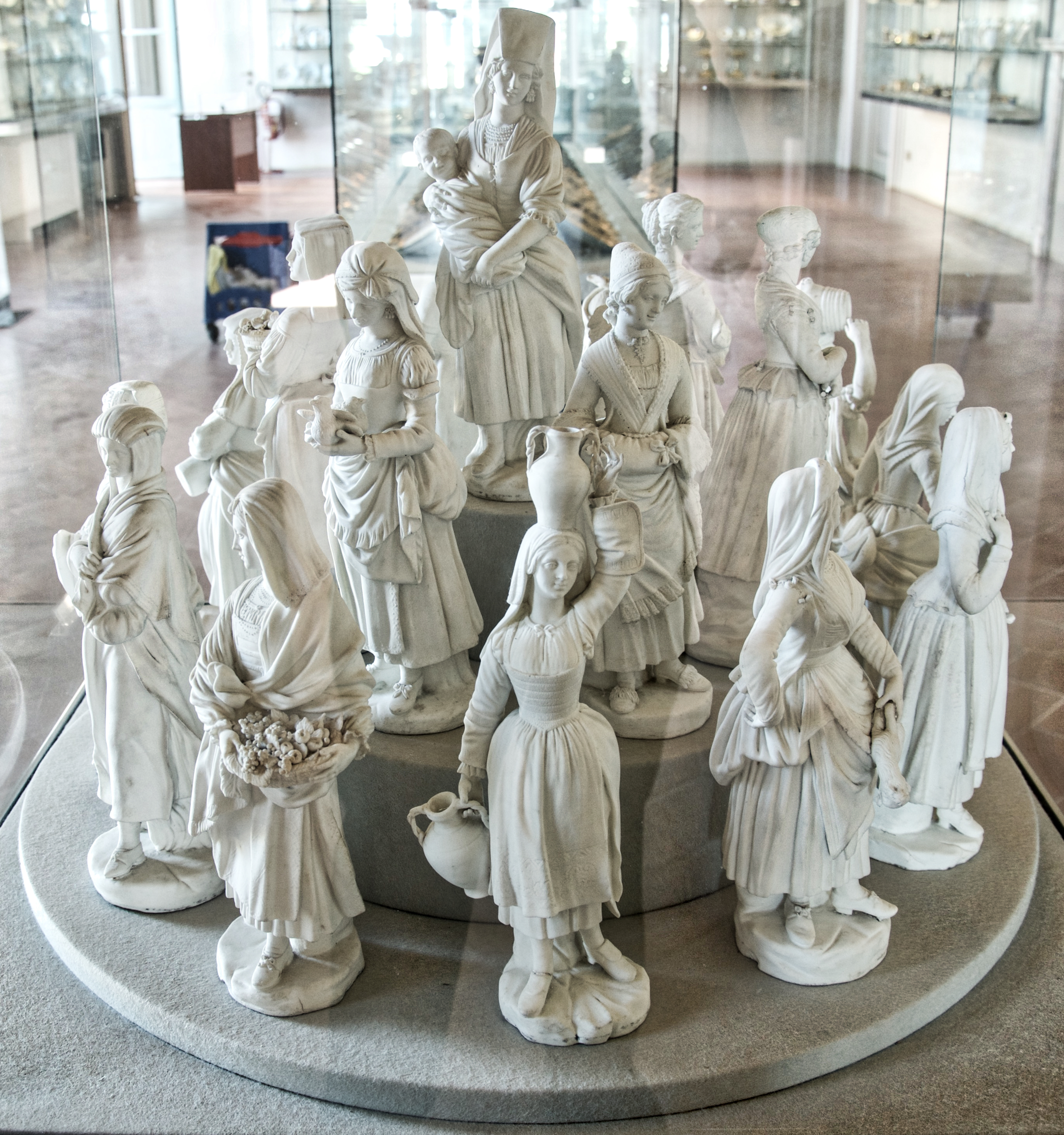 Exhibición de porcelana en el Palacio Pitti.